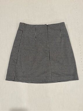 Black and White Houndstooth Mini Skirt